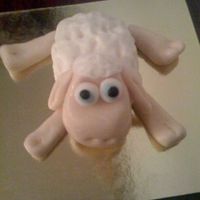 Photo2.jpg Practised making a fondant sheep.
