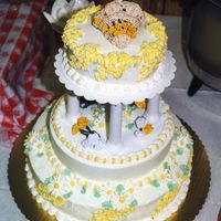 Daisy Shower This was my own bridal shower cake...it is how they got me there....they asked me to make a cake for an "anniversary"....I was...