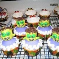 Halloween Cupcakes My favorite halloween cupcakes, Frankenstein and others. Somuch fun.
