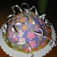 The Same Meeting I wanted to make a hat well for some reason it didn't work out. white cake with vanilla bean pastry cream filling, bc and fondant.It...