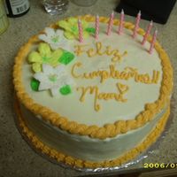 Mami's B-Day!! cream cheese icing!!!!