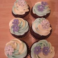 Flower Cupcake Cupcakes made to go with the belly cake. 2-tone smbc, fondant flowers