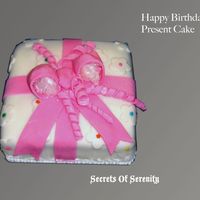 Wilton Course 3 W/fondant Now this cake, no one ate. The wilton fondant dried it out HORRIBLY and besides no one would eat the fondant. So I was very hesitant to try...