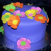 Flowers For Michelle A quick 8" cake for a dear friend. All fondant.