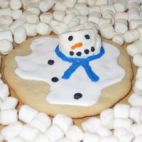 Melting Snowmen Make Cute Cookies My version of the Melting Snowman cookies made famous by Meaghan Mountford