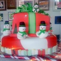 Holiday Snowmen I made this cake for a local holiday celebration this past weekend. The cake is covered in mmf, decorations are also mmf. I was pleased...