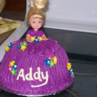 Hula Girl Smash Cake This was the smash cake to go with the Hula Girl. The birthday girl loved it. I used a bowl for the dress and a Kelly doll for the top...