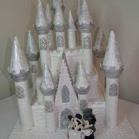 Castle Wedding Using The Wilton Romantic Castle Set 