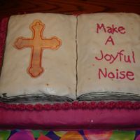 Open Book I made this for a friends mom's birthday. I hated how it turned out, but they loved it. I had a bad cake week. Cakes did not bake...