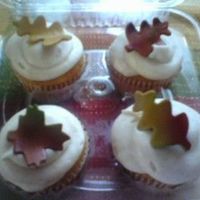 Fall Cupcakes Pumpkin Pie cupcakes with Cinnamon Cream Cheese Frosting. Gum paste fall leaves