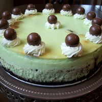 Grasshopper Cheesecake My husband requested a Grasshopper cake for his birthday this year, but I ran out of time to make the one he wanted. His second favourite...