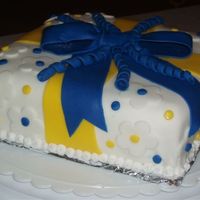 Course Iii Present Cake This is my course iii present cake. I don't really like the colors but it was what I had :)