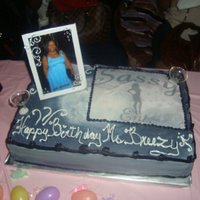 Ms Brezzy's Cake 