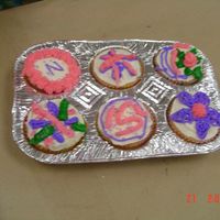 Sweet Treats Class I am 7 years old. This is my first time cake decorating.