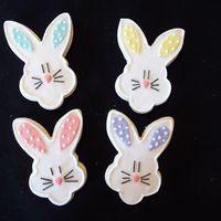 Easter Bunnies NFSC with fondant Inspired by yankeegal (whose cookies were adorable) and her bunny cookies TFL