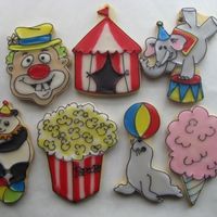 Circus Assortment Sampling for a circus themed auction. tobas glace over butter cookies