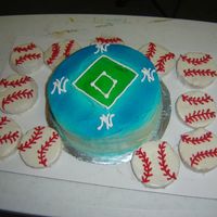 Yankees Dimond Did this cake for an 8 yr old yankee fan. One of the first cakes I did while still learning.