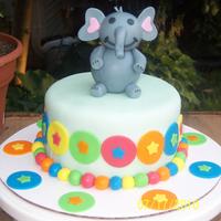 Wilton Demo This i had did for the Wilton demo. It was to promote the new Wilton year book. Elephant was hand molded.