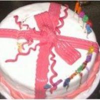 Vanilla Bow Cake No comments