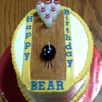 Bowling Alley Last minute order- customer supplied the candle bowling pins and ball (Wilton). 7" oval banana nut with cooked walnut filling and...