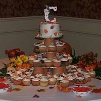 Autumn Wedding Cupcake tree with fondant leaves.