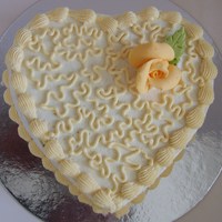 Birthday Cake vanilla cake with buttercream icng