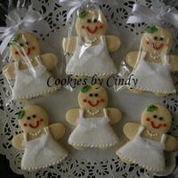 Gingerbread Brides NFSC w/ Antonia RI. My sister hosted a Christmas themed Bridal Shower, so I thought these cookies would be fun!