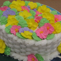 Flowers This was my first time making royal icing flowers. It was part of the wilton classes.