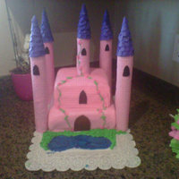 Castle Cake I ran out of time doing this cake.........I still needed a few good hours!!