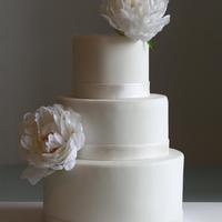 Bianca Wedding cake delivered to stunning Fiesole... which sits above Florence.Very nervous drive for the last 10 minutes though.... I was feeling...