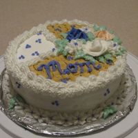 Basket Weave - Practice Cake I am getting ready to take course2 next week and decided to try out the basket weaving tip. I was visiting my mother and wanted to show off...