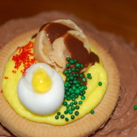 Tiny Turkey Dinner These cupcakes were so much fun to make.