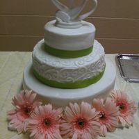 Gerber Daisy Cake 
