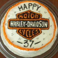 Hubby's Harley Birthday Cake I haven't made a cake in about a year... So, I thought Hubby deserved the first one I made since moving to Japan in the Fall... He...