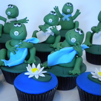 Froggie Baby Shower Cupcakes Froggie Baby Shower Cupcakes made of gumpaste