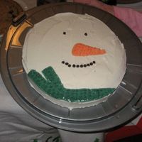 Snowman I only used half the batter for this cake, so that's why it's not taller than 1 layer. I planned to use the other half of the...