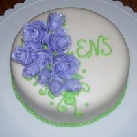 First Fondant Cake! this is my very first fondant cake. it's only a 6 inch cuz i know that we are gaining too much weight at my house cuz of cake. lol. i...