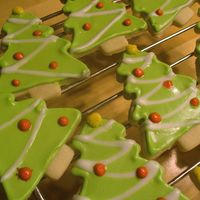 Christmas Tree Cookies Basic sugar cookie decorated with royal icing and sanding sugar.