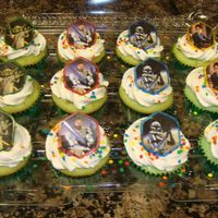 Dsc01883.jpg Pistachio cupcakes with buttercream frosting.