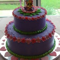 Cimg5286.jpg buttercream frosting, gumpaste flowers, leaves and hearts