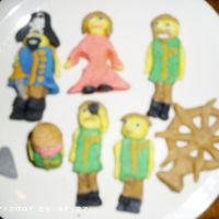 Fondant Pirates This is the first time I have tried using fondant. It is homemade fondant. I used the Wilton recipe and it taste pretty good. This are...