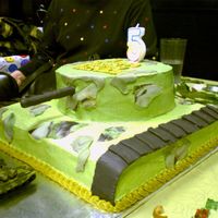 Army Tank Cake This is a white cake frosted in buttercream and decorations are all fondant.