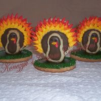 Turkey Cookies These cookies were inspired by designs from other CC'ers....Brea1026 and GemniniRJ...I took some of their ideas and a few of my own to...