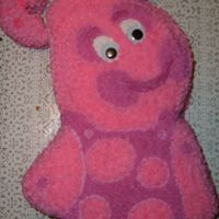 Uniqua Uniqua is two layers of yellow cake. I used the Wilton Pablo pan to get the basic shape.