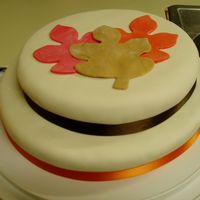 Autumn Cake This was my first cake with MMF