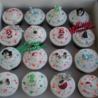 X'mas Cupcakes Royal Icing toppers.