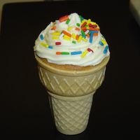 Ice Cream Cone Cupcake I made these for a fund raiser at work. Wanted to try something alittle different.