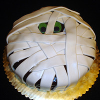 Mummy Cake Ganache under MMF. Happy Halloween everyone!