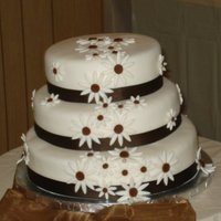 Brown Daisy Wedding Cake 