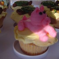 Pig Cupcake 
